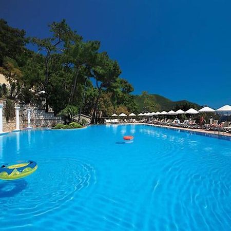 מרמריס Monte Beach Resort מראה חיצוני תמונה